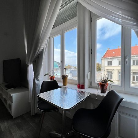 Appartamento Czingu-Lak Miskolc Esterno foto