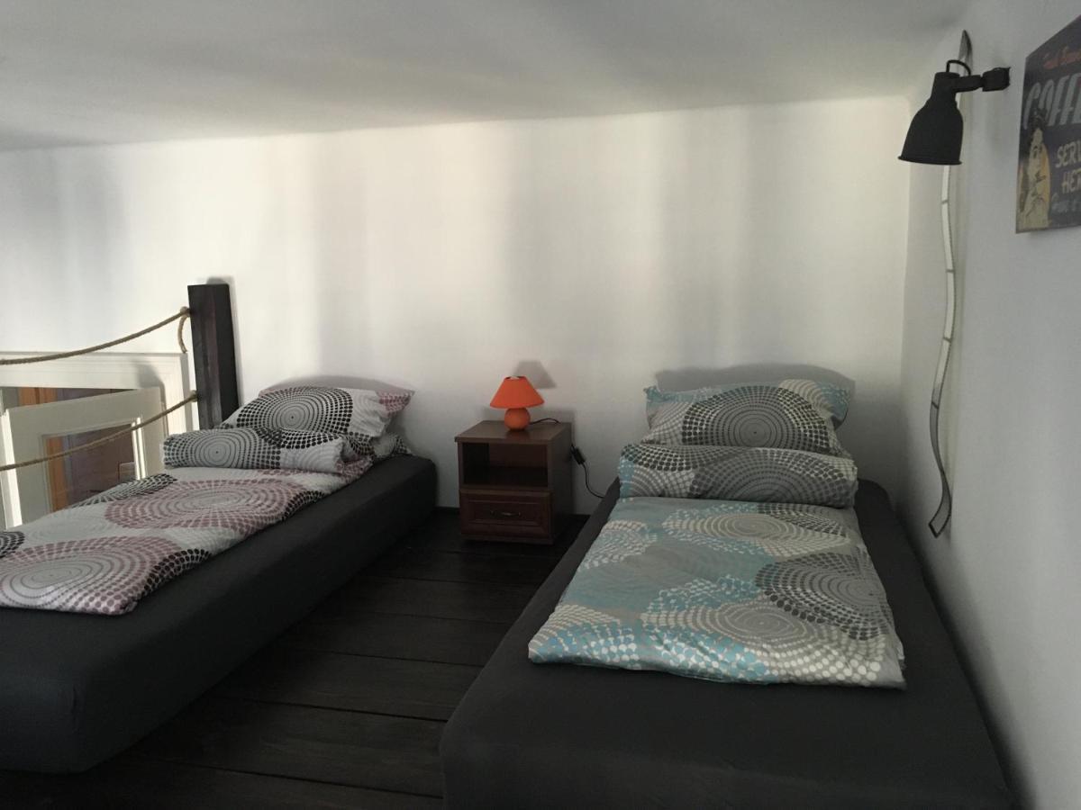 Appartamento Czingu-Lak Miskolc Esterno foto