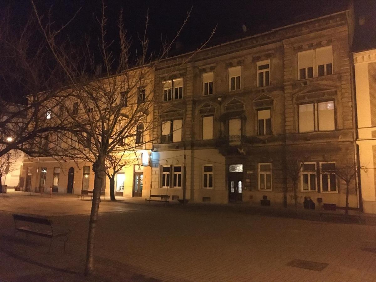 Appartamento Czingu-Lak Miskolc Esterno foto