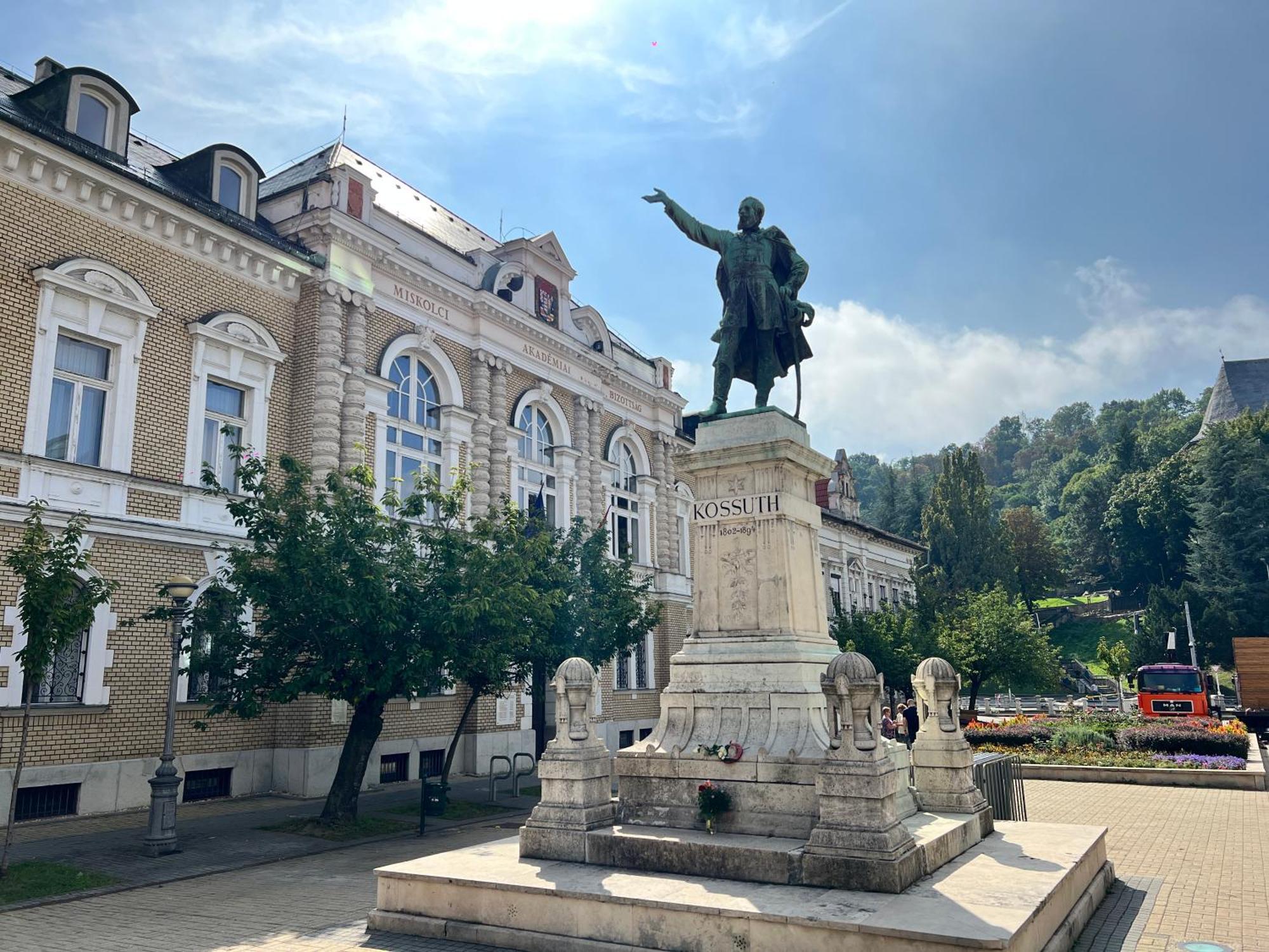 Appartamento Czingu-Lak Miskolc Esterno foto